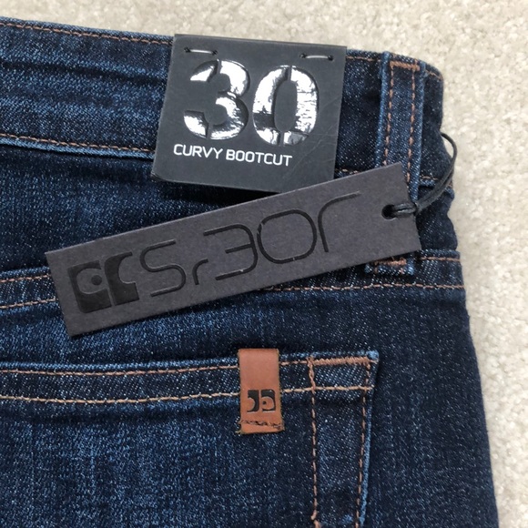 Joe’s Curvy Bootcut Jeans - Picture 3 of 7